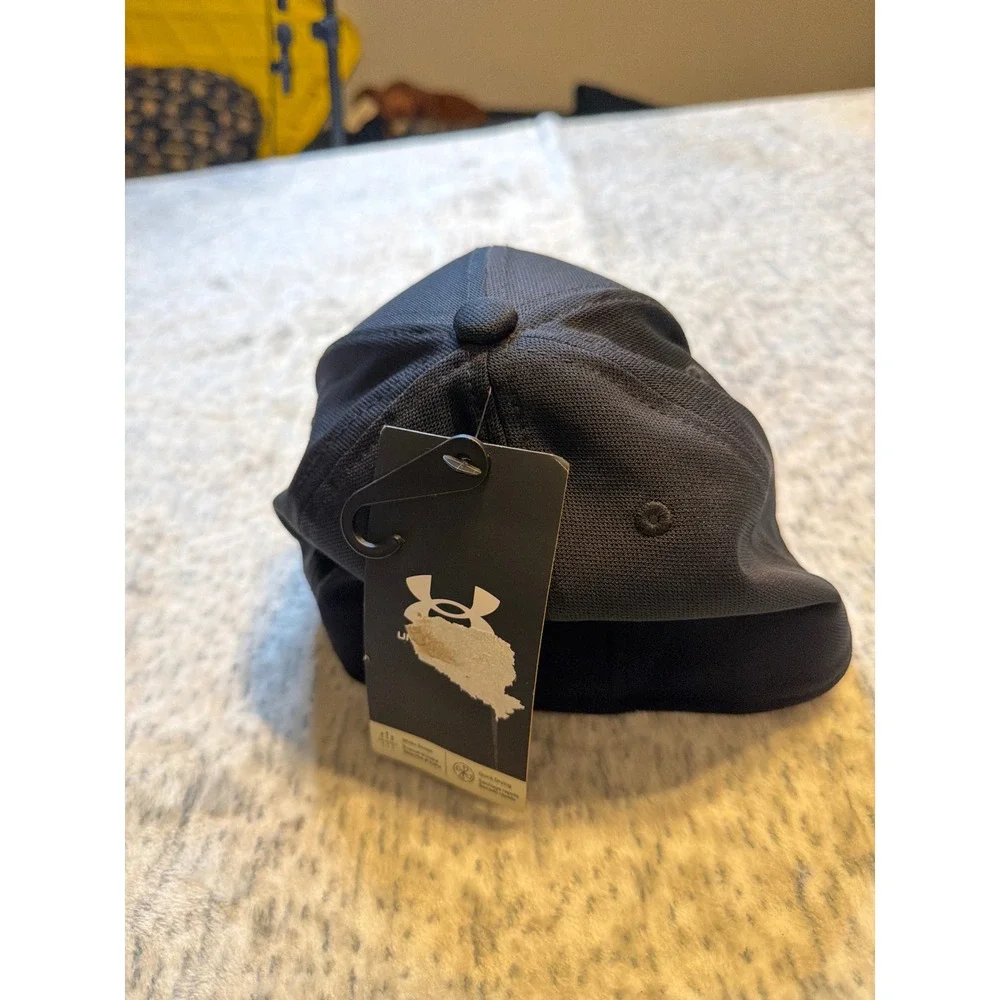 Under Armour Boys Baseball Cap Black Adjustable‎ Logo Youth One Size